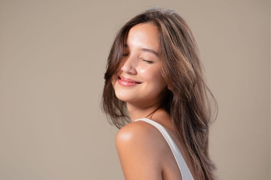 Is Your Skin Under Stress? 7 Surprising Everyday Habits That Are Destroying Your Glow